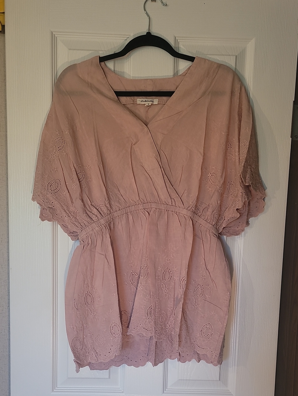 Oli & Hali washed surplice front eyelet hem peplum blouse